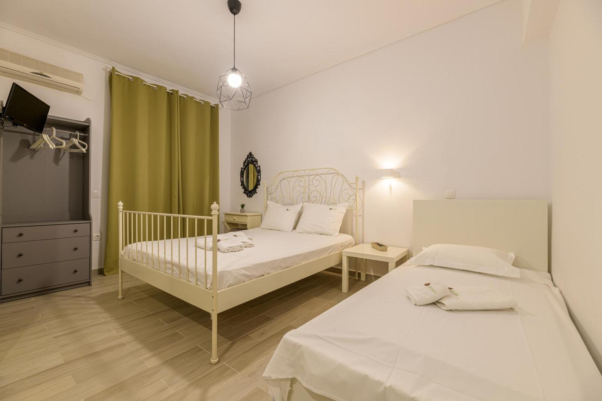 Denise Studios And Apartments Аргасі Екстер'єр фото