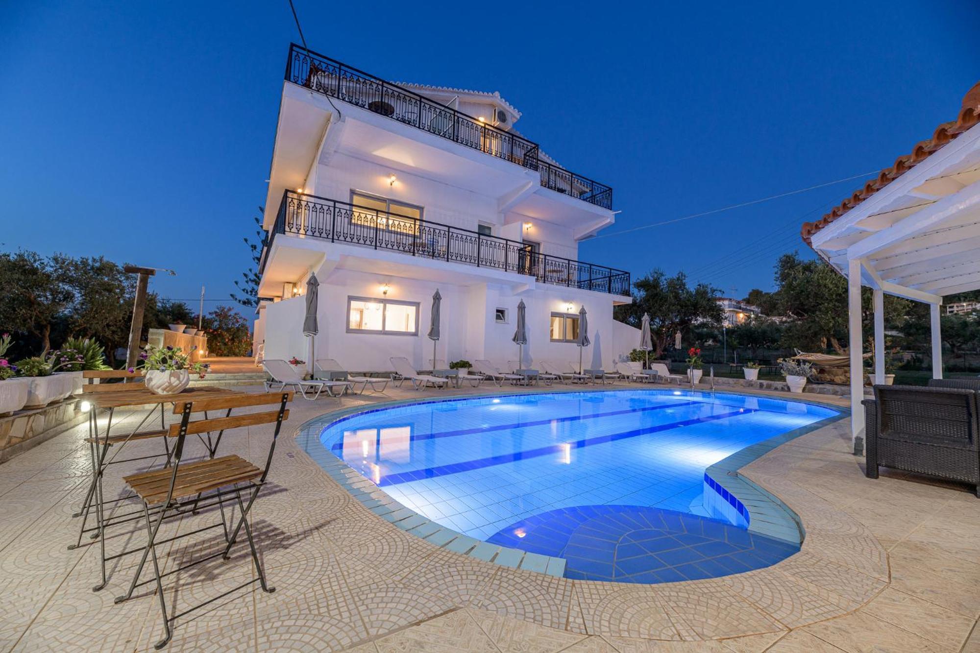 Denise Studios And Apartments Аргасі Екстер'єр фото